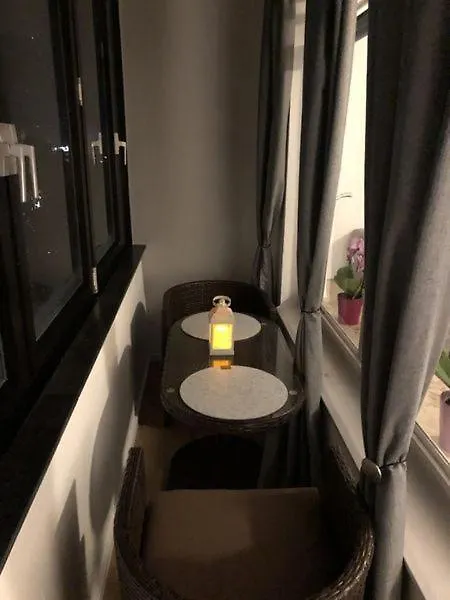 City Apartment In Der Nahe Von Der Konigsallee Dusseldorf