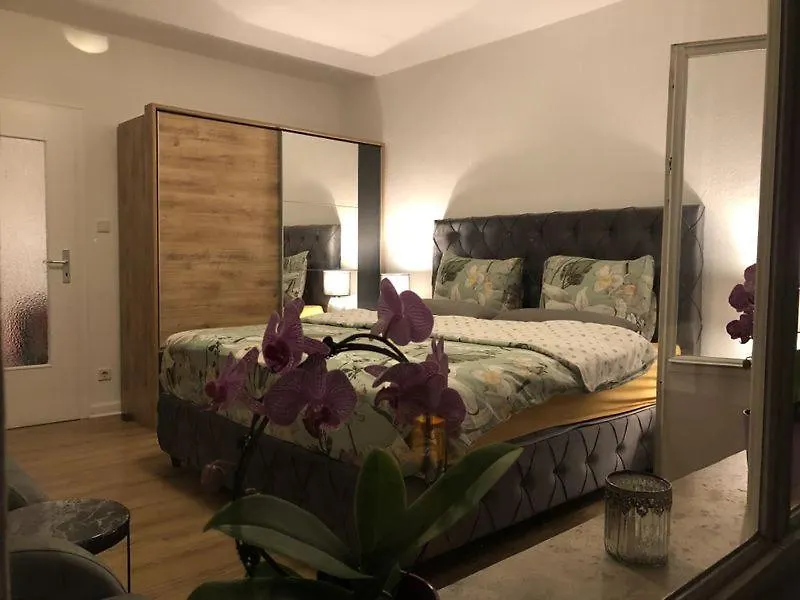 City Apartment In Der Nahe Von Der Konigsallee Dusseldorf